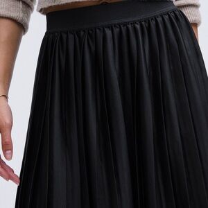 lululemon athletica Black A-Line Skirt